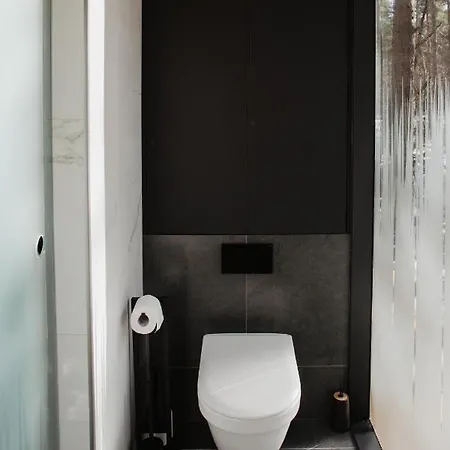 Oeoed Laheranna Saera -with Sauna * Ihasalu